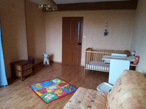 Chambre bébé du gite rural en Bourgogne